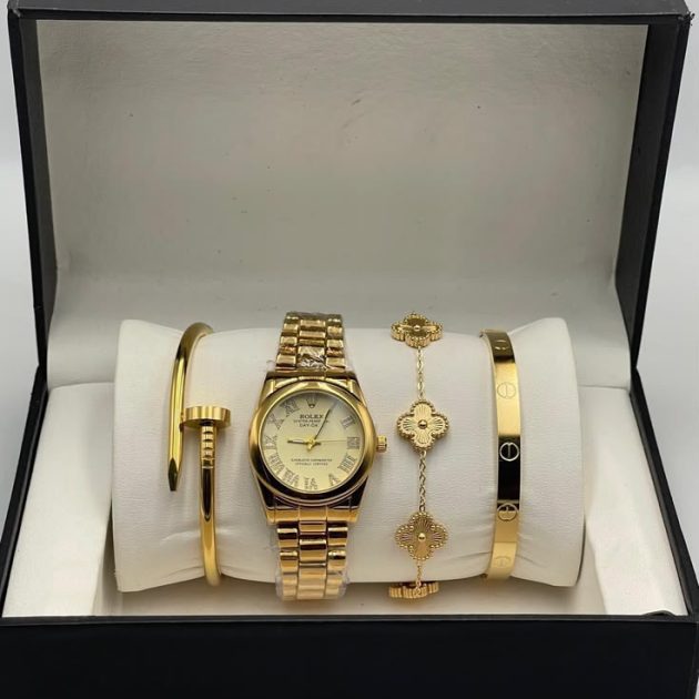 Montre + 3 bracletes